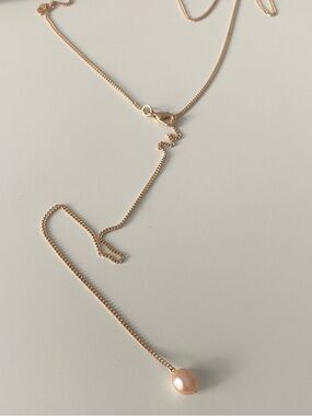 Rose Gold Single Pearl Drop Necklace